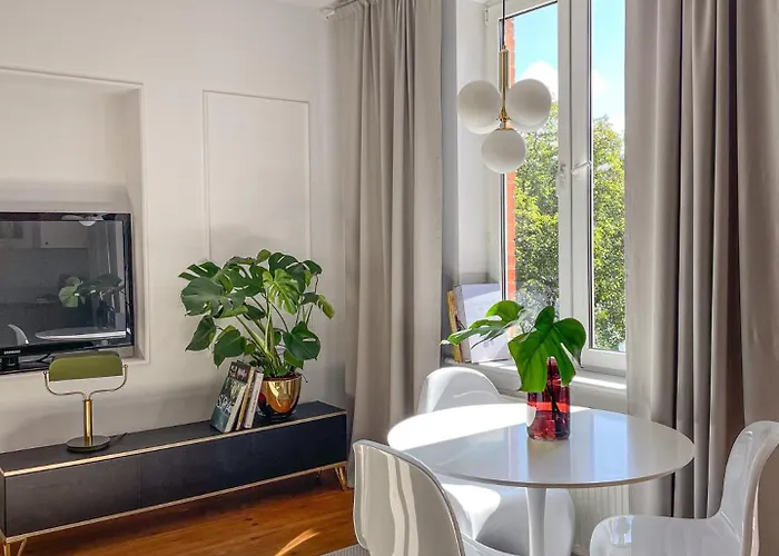 Lägenhet Weranda - Urokliwy 100m Od Monte Cassino - Bezplatny Parking Sopot